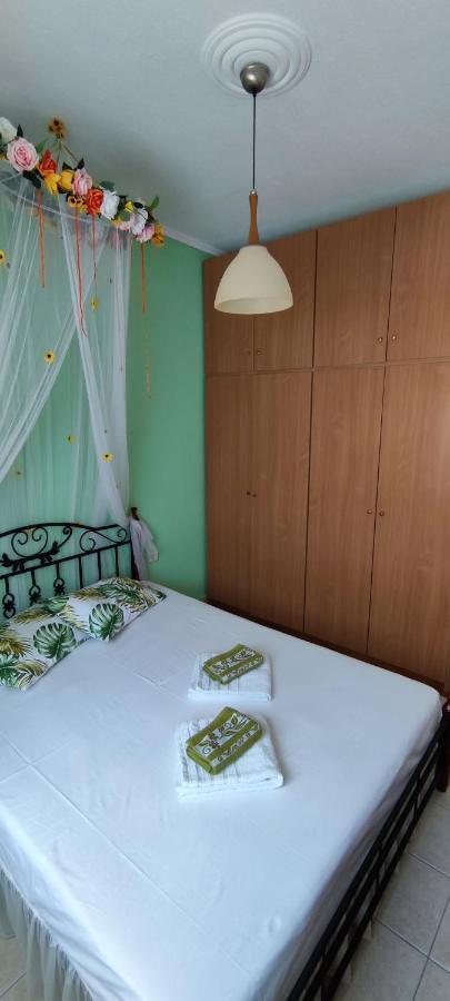 Sunflower Apartment Néa Péramos 외부 사진